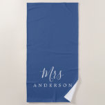 Toalla De Playa Futuro de moda Sra. Classic Blue Monogram Beach To<br><div class="desc">Moda monogramada toalla de playa con el texto Sra. en caligrafía de escritura blanca y elegante sobre un fondo azul clásico. Puede personalizar esta toalla de playa de lujo con su nombre casado. Un regalo perfecto para la pareja recién casada con la toalla Mr. Beach a juego o para la...</div>