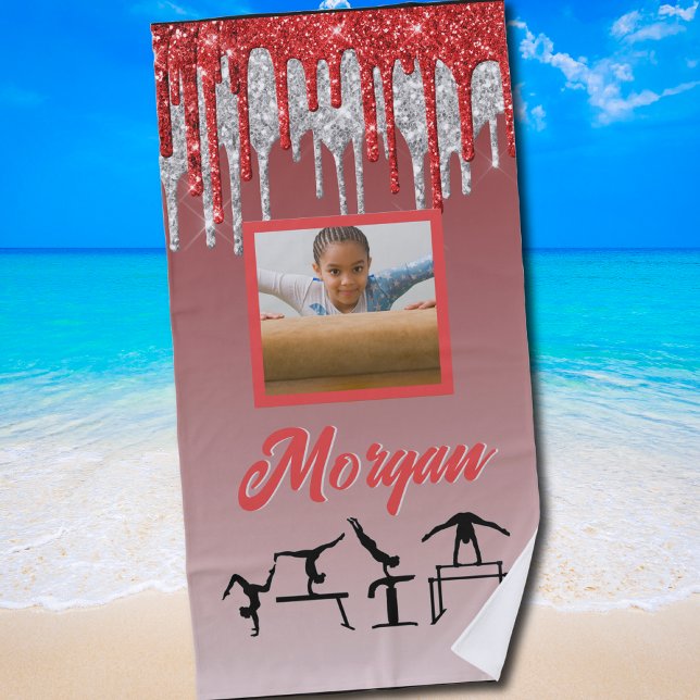 Toalla De Playa Gimnasia Purpurina rojo y plateado Personalizado F (Sparkly Gymnastics beach towel for Girls Who Love to Shine and Flip)