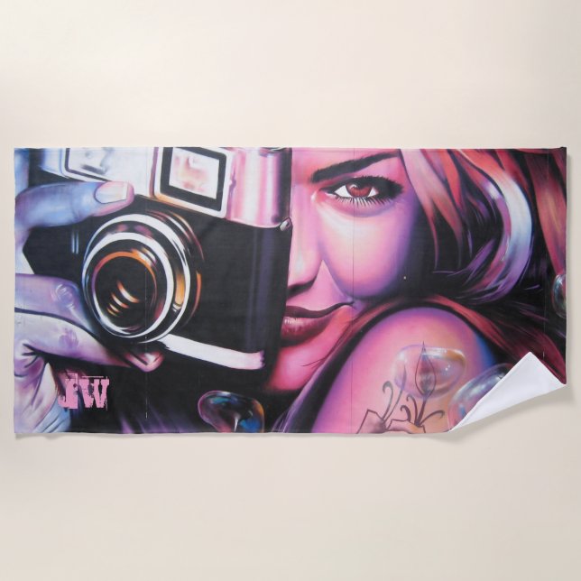 Toalla De Playa Grafitti monograma con cámara (Anverso)