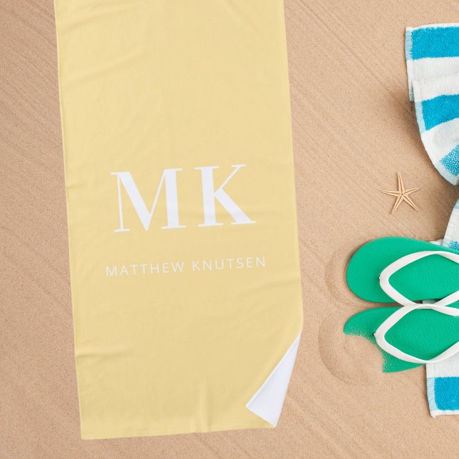 Toalla De Playa iniciales con el nombre del monograma blanco amari (Subido por el creador)