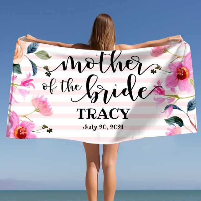 Toalla De Playa Madre Floral de la Novia Bodas Personalizadas (Floral Mother of the Bride Personalized Wedding Beach Towel)