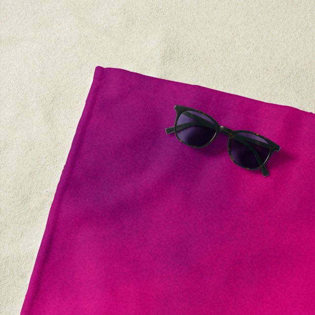 Toalla de playa magenta personalizada (In situ)