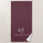 Toalla De Playa Moda Futuro Sr. Burgundy Monograma<br><div class="desc">Moda burgundy monogramó toalla de playa con el texto Mr. en blanco elegante caligrafía de escritura. Puede personalizar esta toalla de playa de lujo con su nombre casado. Un regalo perfecto para la pareja recién casada con la toalla de playa Mrs o para la ducha de novia. Diseñado exclusivamente para...</div>
