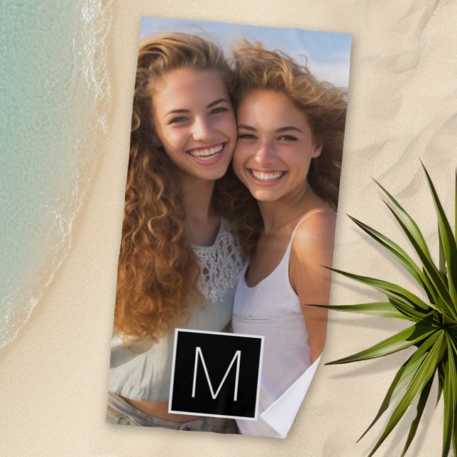 Toalla De Playa Monograma de Personalizado de Collage de fotos bla (Custom Beach Towel - Add large photo and monogram or name)
