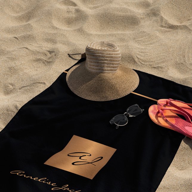 Toalla De Playa Monograma moderno personalizado oro negro elegante (Subido por el creador)