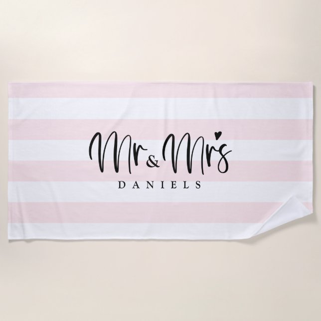 Toalla De Playa Mr and Mrs Newlyweds Personalized  (Anverso)