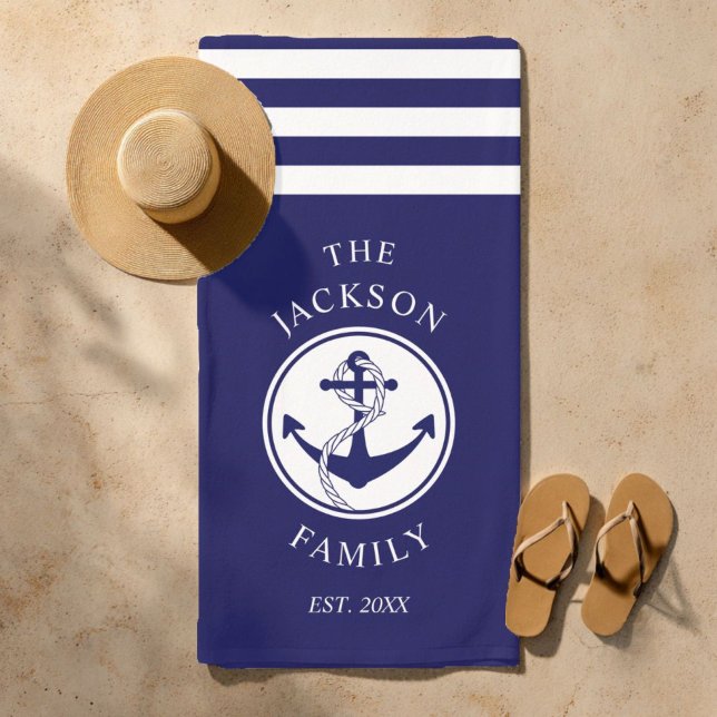 Toalla De Playa Nombre de familia Bandas de anclaje náuticas (Personalized Navy Blue Nautical Anchor Beach Towel)