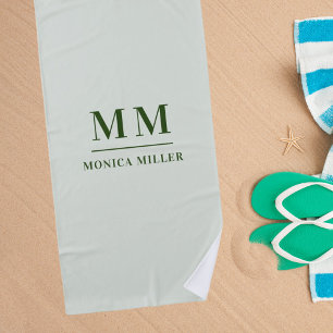 Toalla De Playa Nombre de las iniciales del monograma verde sabio