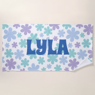 Toalla De Playa Nombre personalizado floral azul y morado de Groov