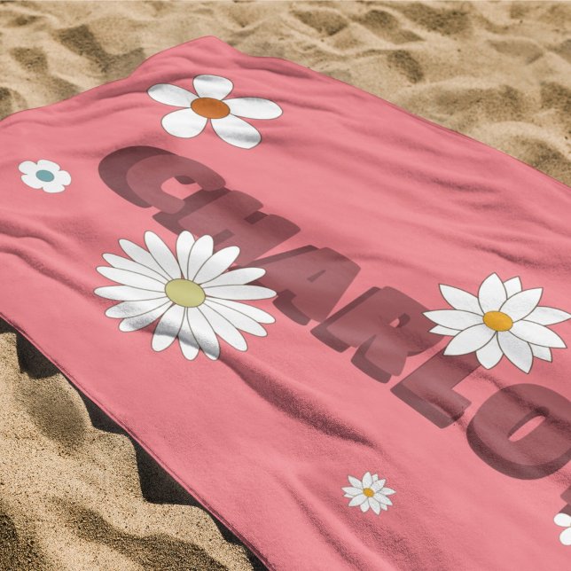 Toalla De Playa Nombre personalizado Flores de estilo retro rosado (Personalized Name Pink Retro Style Flowers Beach Towel)