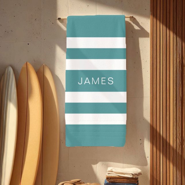 Toalla De Playa Nombre Verde azulado moderno con rayas verdes (Modern Teal Green Striped Name Beach Towel)