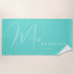 Toalla De Playa Novedades turquesas llaman luna de miel personaliz<br><div class="desc">Celebre su amor con estilo con esta toalla de playa personalizada para adultos, que incluye los nombres de los recién casados en un diseño elegante y moderno. Perfecto para un viaje de luna de miel en la playa, una escapada de aniversario o unas vacaciones románticas, esta toalla suave y vibrante...</div>
