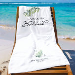 Toalla De Playa Noviaria Tropical Palm Leaf Destination Wedding<br><div class="desc">Regalo de fiesta nupcial que personalizar para tu dama de honor - o para cualquiera en tu fiesta de boda. La dama de honor está escrita a mano en forma de caligrafía rápida y puede cambiar fácilmente este papel introduciendo la herramienta de diseño. El diseño presenta una acuarela tropical de...</div>