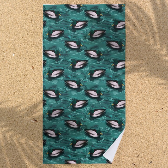 Toalla De Playa Padres nadando en el patrón del agua (Mallard Pattern Beach Towel)