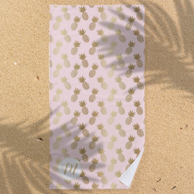 Toalla De Playa Patrón de piña dorada y rosa y monograma (Subido por el creador)