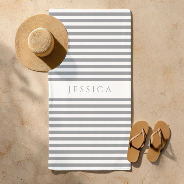 Toalla De Playa Patrón Gris Striped Personalizado (Personalized Modern Gray Striped Pattern Beach Towel)
