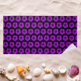 Toalla De Playa Patrón morado de geranio en floral negra