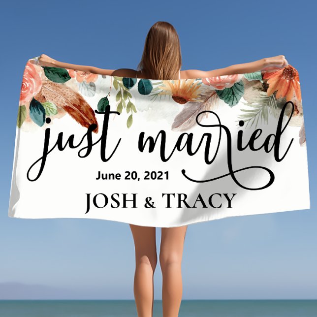 Toalla De Playa Recién casados, regalo de ducha de novia, regalo d (Just married, bridal shower gift, engagement gift beach towel)