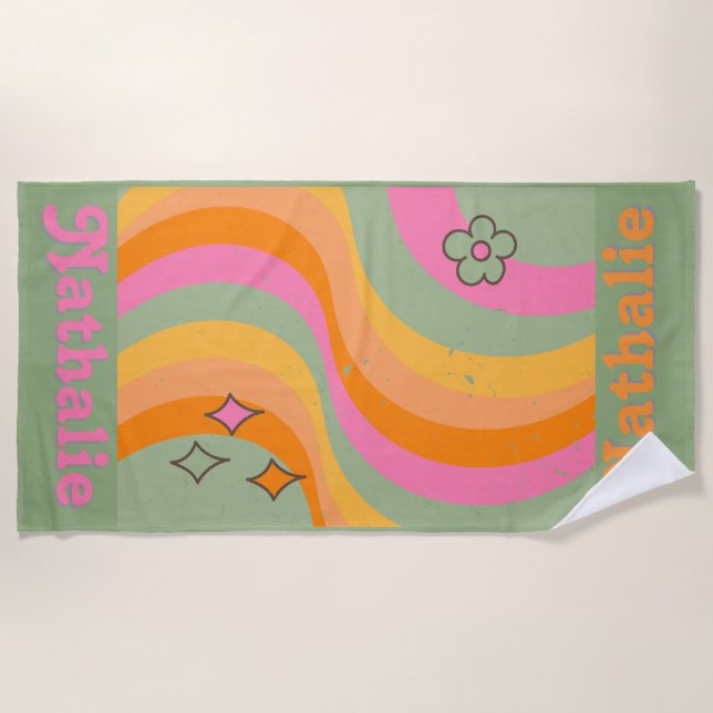 Toalla de playa retro personalizada con nombre - v (Anverso)