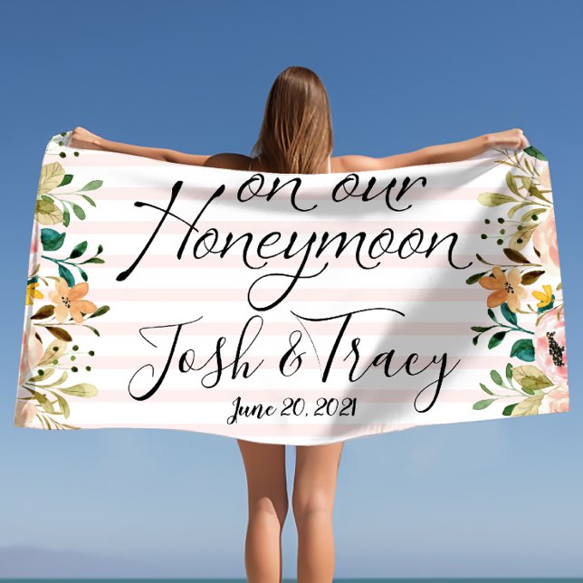 Toalla De Playa Rosas sonrojadas rayas recién casados personalizad (Blush Rose Stripes Honeymoon Newlyweds Custom Beach Towel)