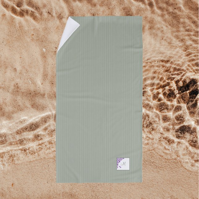 Toalla De Playa Sage Green Stripe Purple Floral Script Monograma (Subido por el creador)