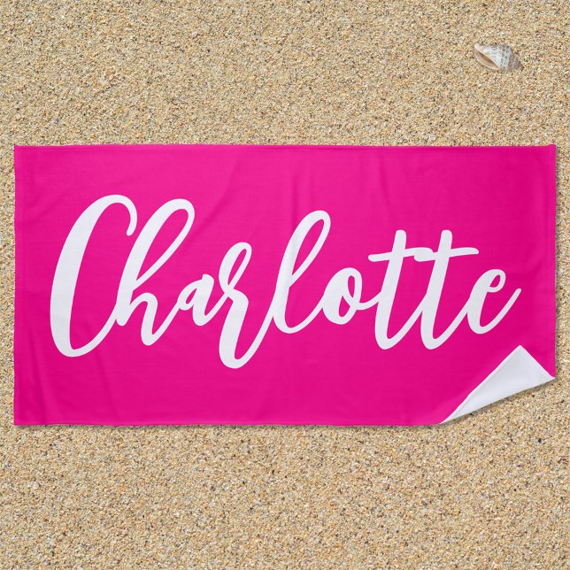 Toalla De Playa Script de letras blancas y rosadas calientes (Hot Pink Lettering Script Beach Towel)