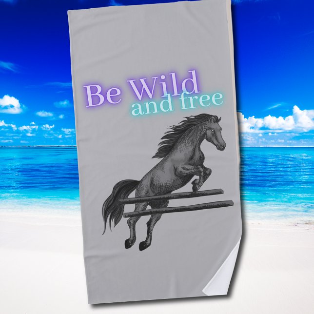 Toalla De Playa Ser salvajes y jugo libre de caballos (Horse jumper beach towel)