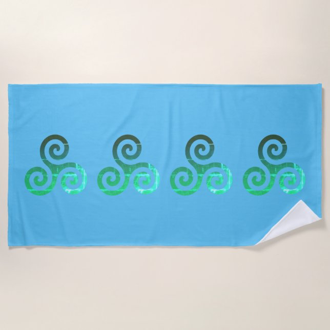 Toalla De Playa Símbolo celta de la época de Emerald Triskele (Anverso)