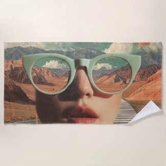 Toalla De Playa Surreal Portrait With Glasses Reflecting Desert