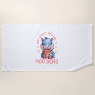 Toalla De Playa Una Chica que ama a Moo Deng Hippo, una pequeña Ch