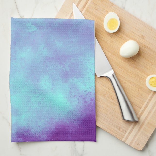 Toalla de té con efecto de nubes morado y azul (Doblado Cuarto)