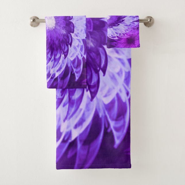 Toalla Fantasy Flores moradas (In situ)
