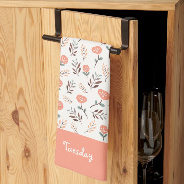 Toalla personalizada de día de la semana – Amapola (Pliegue de tercios)