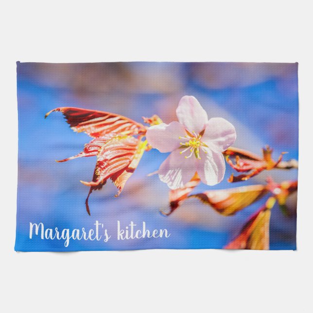 Toalla rosa de cocina con cielo azul de flores Sak (Horizontal)