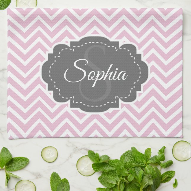 Toalla rosa de cocina de Chevron (Doblado)