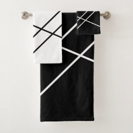 Toallas de baño con rayas diagonales sobre fondo n