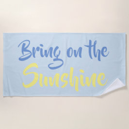 Toallas de playa azules amarillas y soleadas