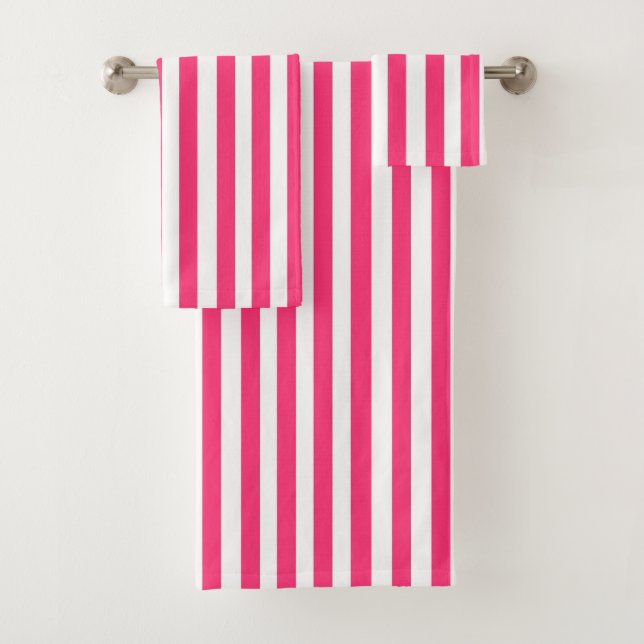 Toallas rayadas rosas (In situ)