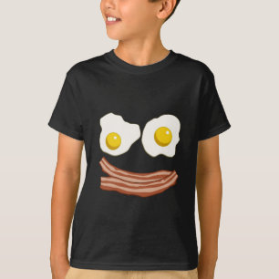Tocino y camisa de los huevos