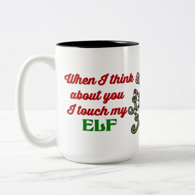 Toco mi taza del humor del navidad del duende (Izquierda)