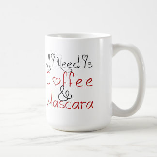 Toda lo que necesito es taza del café y del rimel
