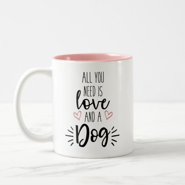 Toda lo que usted necesita es amor y una taza del (Izquierda)