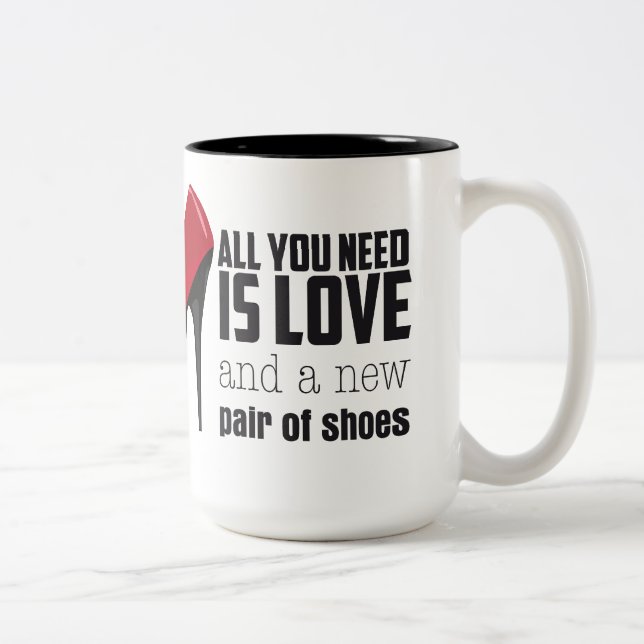 Toda lo que usted necesita es taza del amor (Derecha)