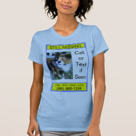 Todavía Falta Gato O Perro En Camiseta Azul Claro