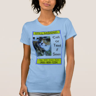 Todavía Falta Gato O Perro En Camiseta Azul Claro