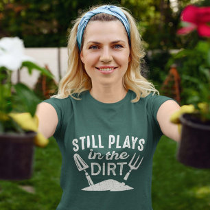Todavía Juega En La Camiseta Sucia