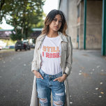 Todavía me levanto camiseta<br><div class="desc">¡Empoderarse a sí mismo y a otros con esta motivadora camiseta de "Todavía me levanto"! Colección coincidente disponible!</div>