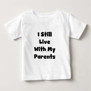 Todavía viva con mis camisetas y regalos de los