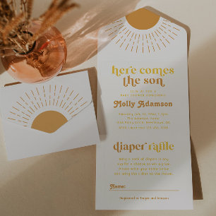 Todo En Uno Aquí viene la invitación de Baby Shower del hijo