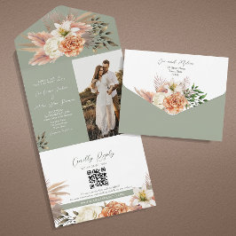 Todo En Uno Invitación de boda floral melocotón y verde salvia
